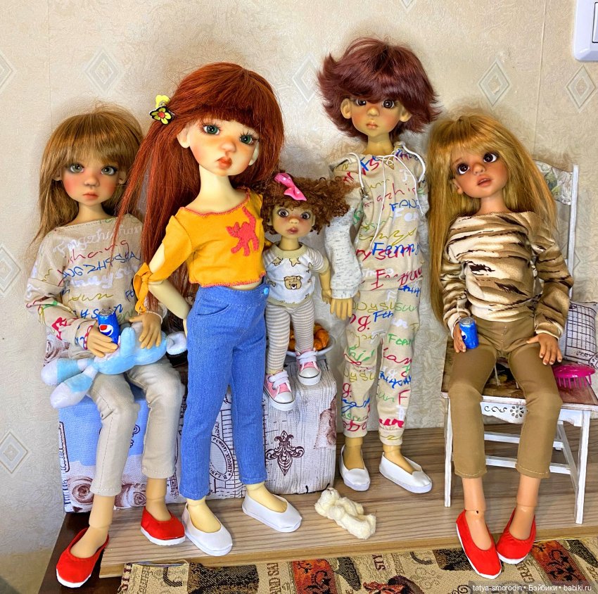 Посидеть с сестренкой | Бэйбики Посидеть с сестренкой — Куклы Kaye Wiggs (Кайе Виггс): авторские BJD (БЖД)