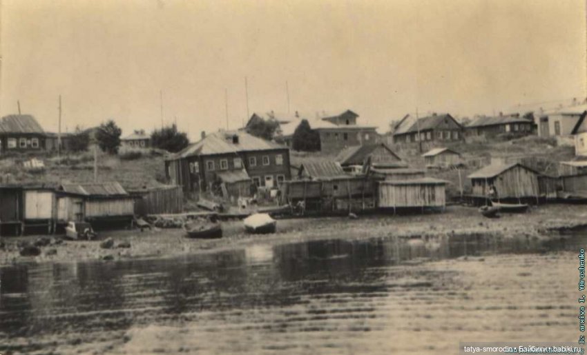 "Город у моря" (морской стиль)