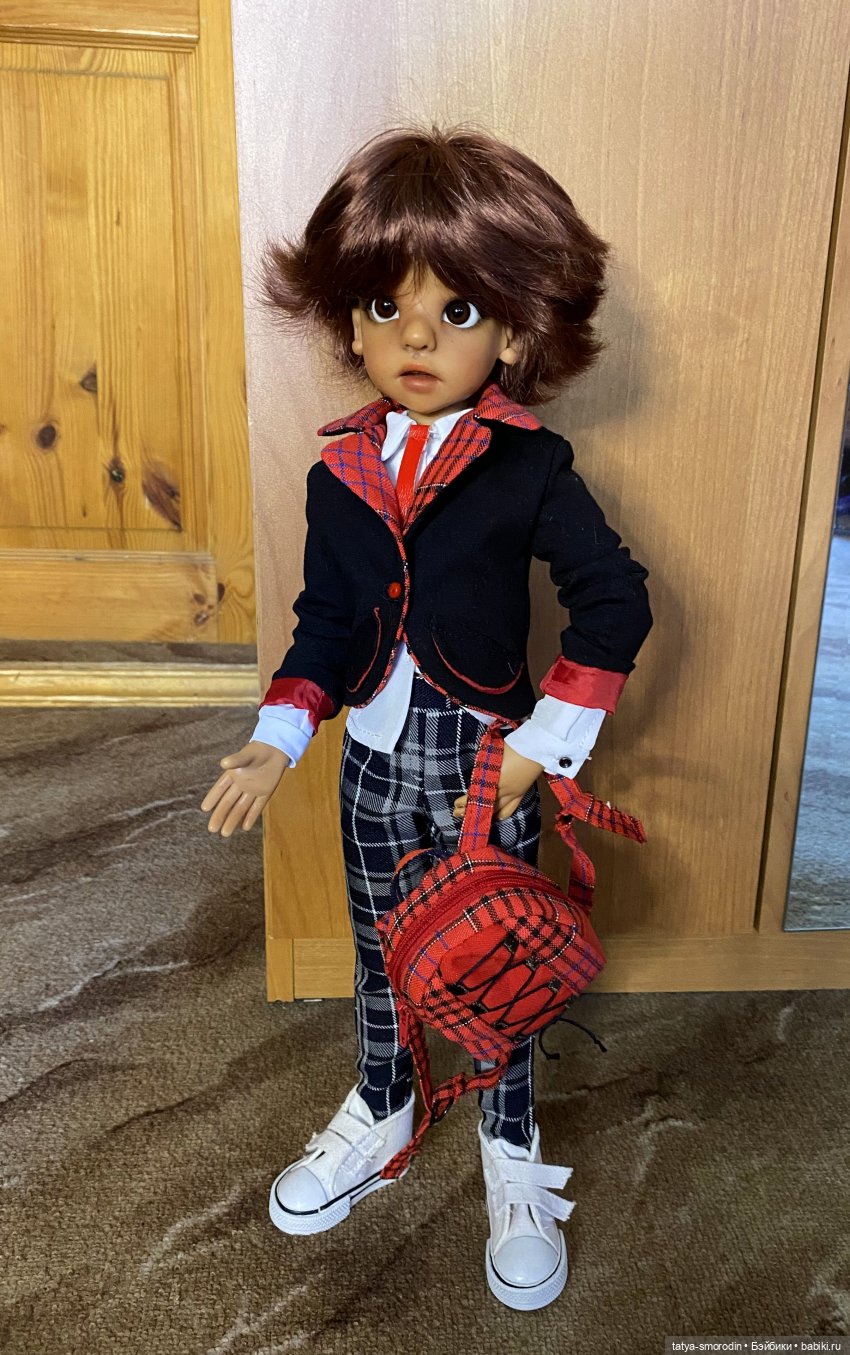 Сочинение в стиле "колледж" (дизайнерские истории)