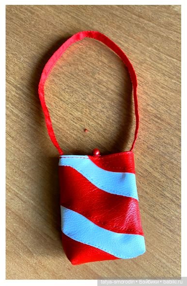 Сумочки. Новенькая | Бэйбики Сумочки. Новенькая — Как сделать аксессуары для кукол: сумки