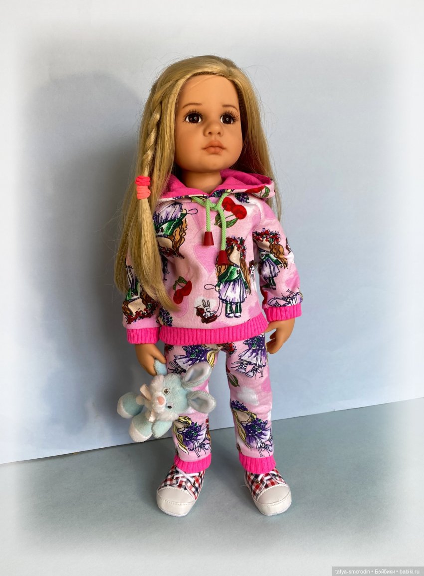 Костюмчик с вариантами (Куколки)