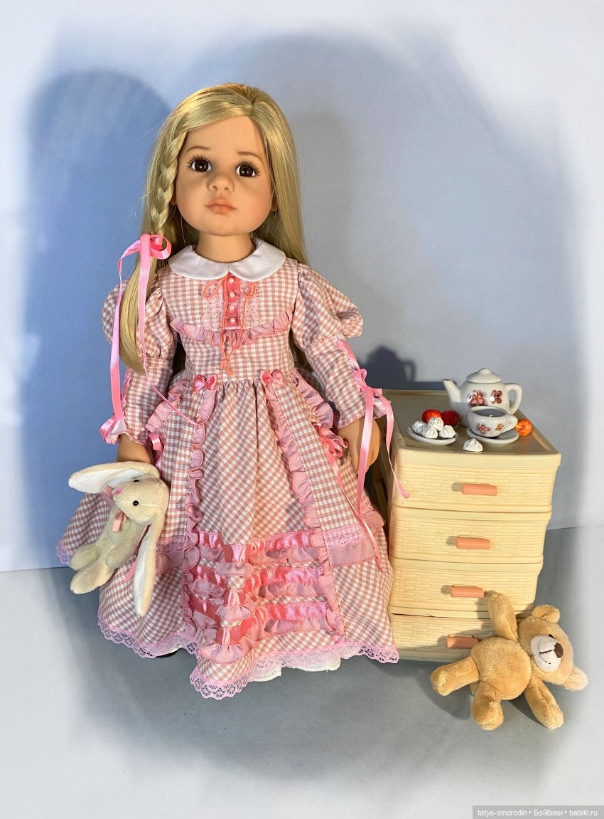 Две барышни | Бэйбики Две барышни — Одежда и обувь для кукол своими руками: фото