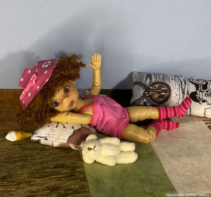 Лиза Ким Лашер и ее одежда