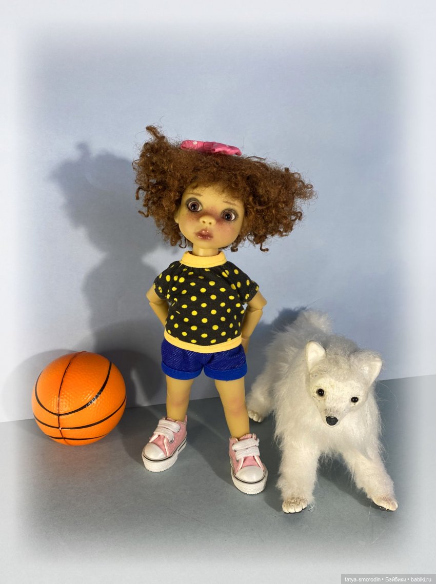 Лиза Ким Лашер и ее одежда