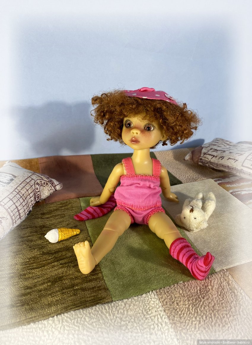 Лиза Ким Лашер и ее одежда