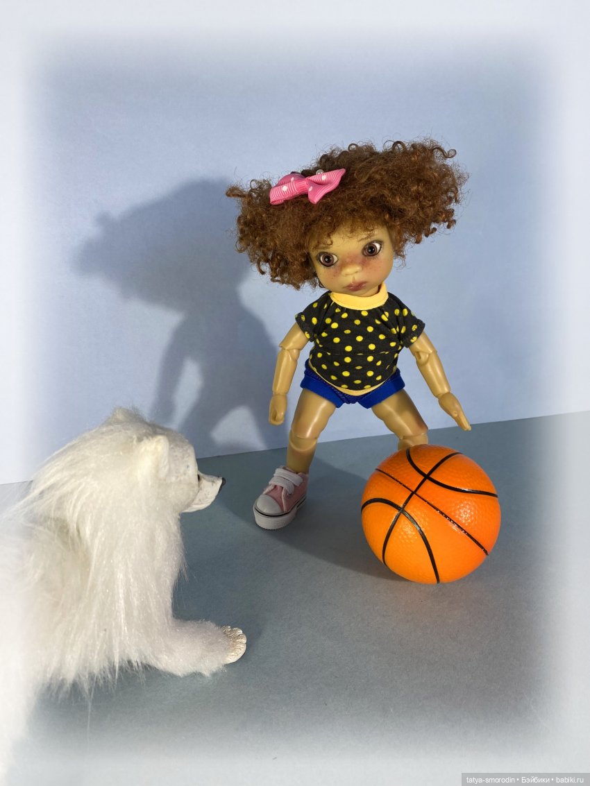 Лиза Ким Лашер и ее одежда