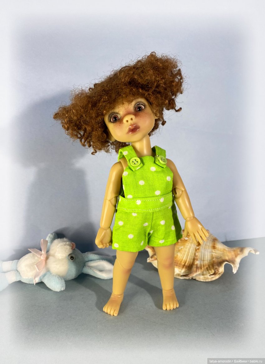 Лиза Ким Лашер и ее одежда