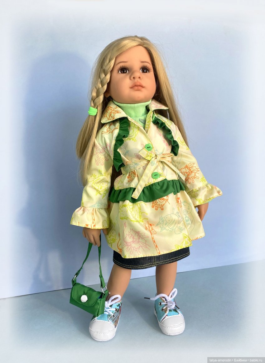 Эта нарядная плащовка — Одежда и обувь для кукол своими руками: фото