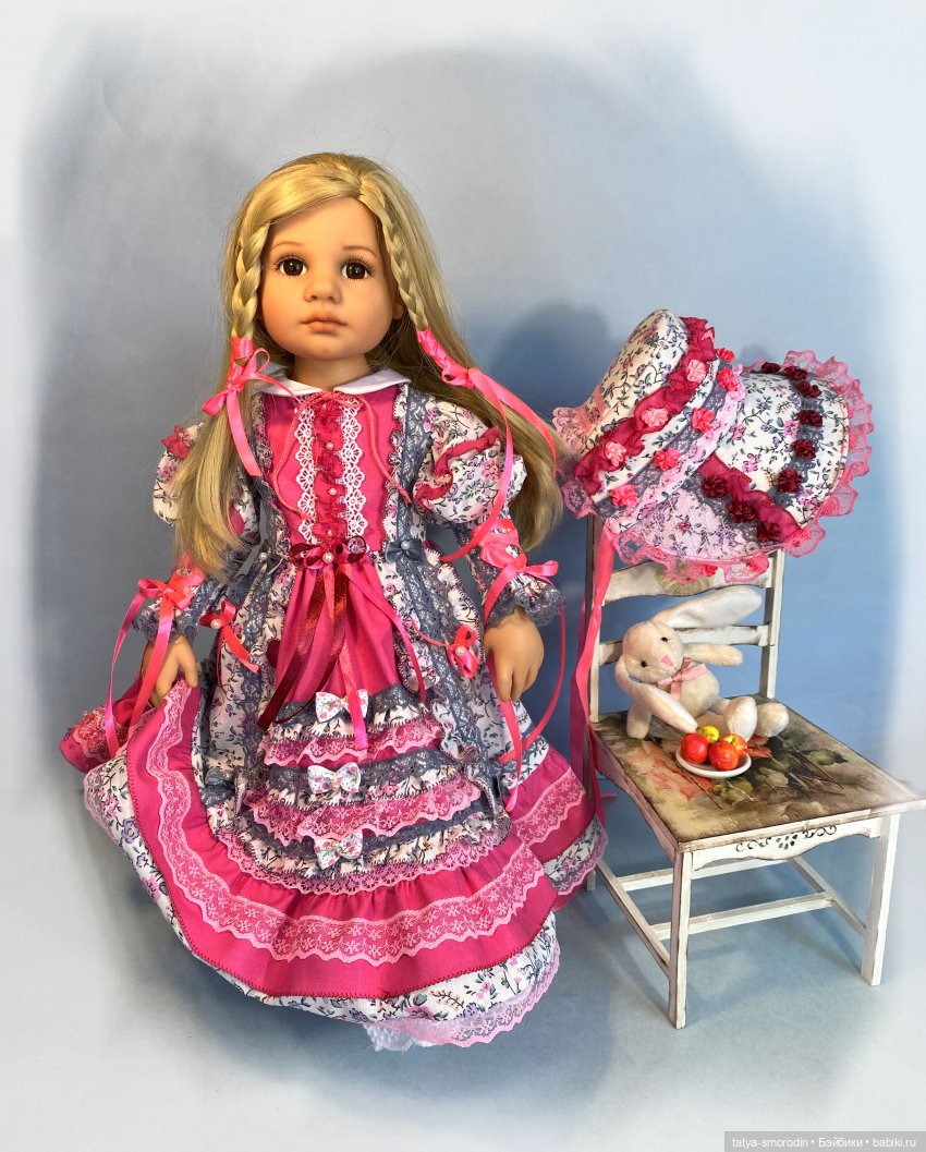 Скромница и кокетка — Одежда и обувь для кукол своими руками: фото