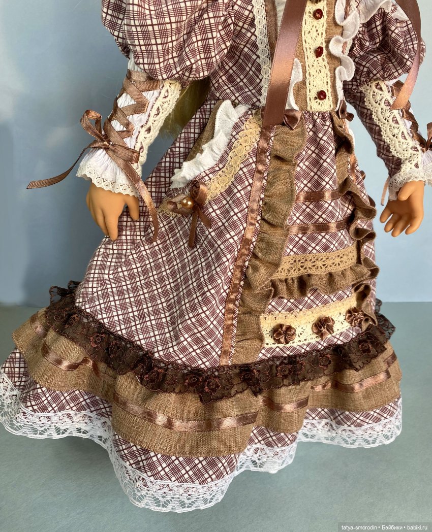 Скромница и кокетка — Одежда и обувь для кукол своими руками: фото (фото 3)