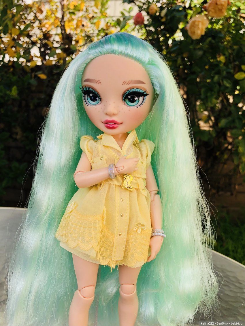 Любимое фото куклы — Коллекции игровых кукол (Playline): фото полок (фото 5)