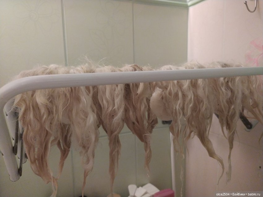 Превращение руна ангорской козочки в шелковые локоны (фото 9)