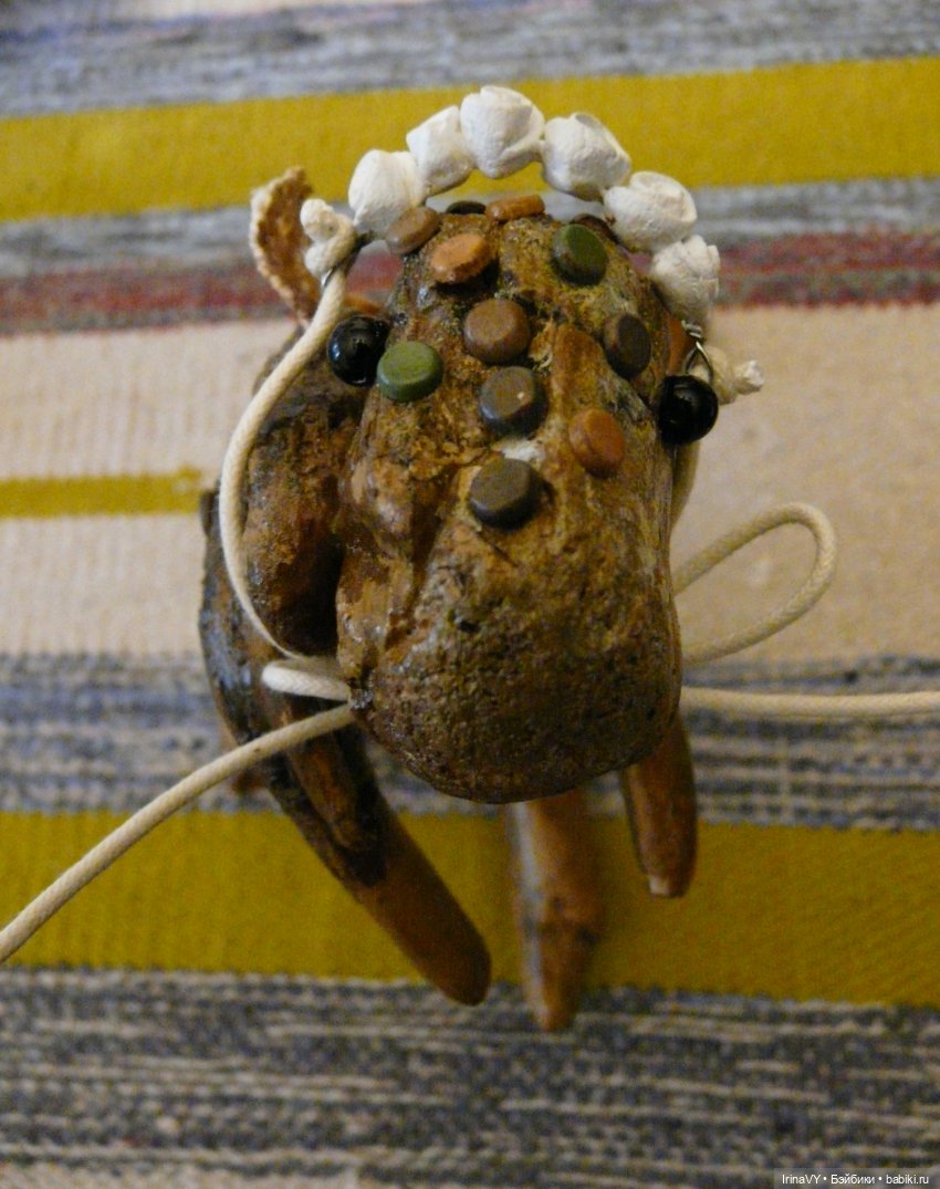 Грубые фактуры для нежных образов. Украшения и игрушки