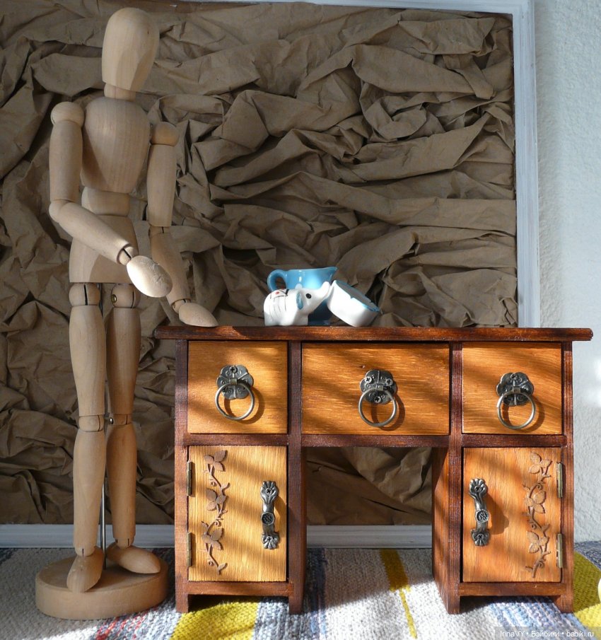 «Мой письменный верный стол!». Столик-шкатулка в винтажном стиле