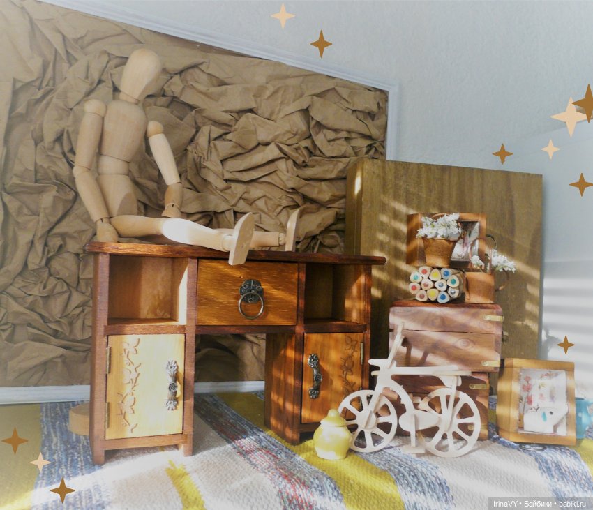 «Мой письменный верный стол!». Столик-шкатулка в винтажном стиле