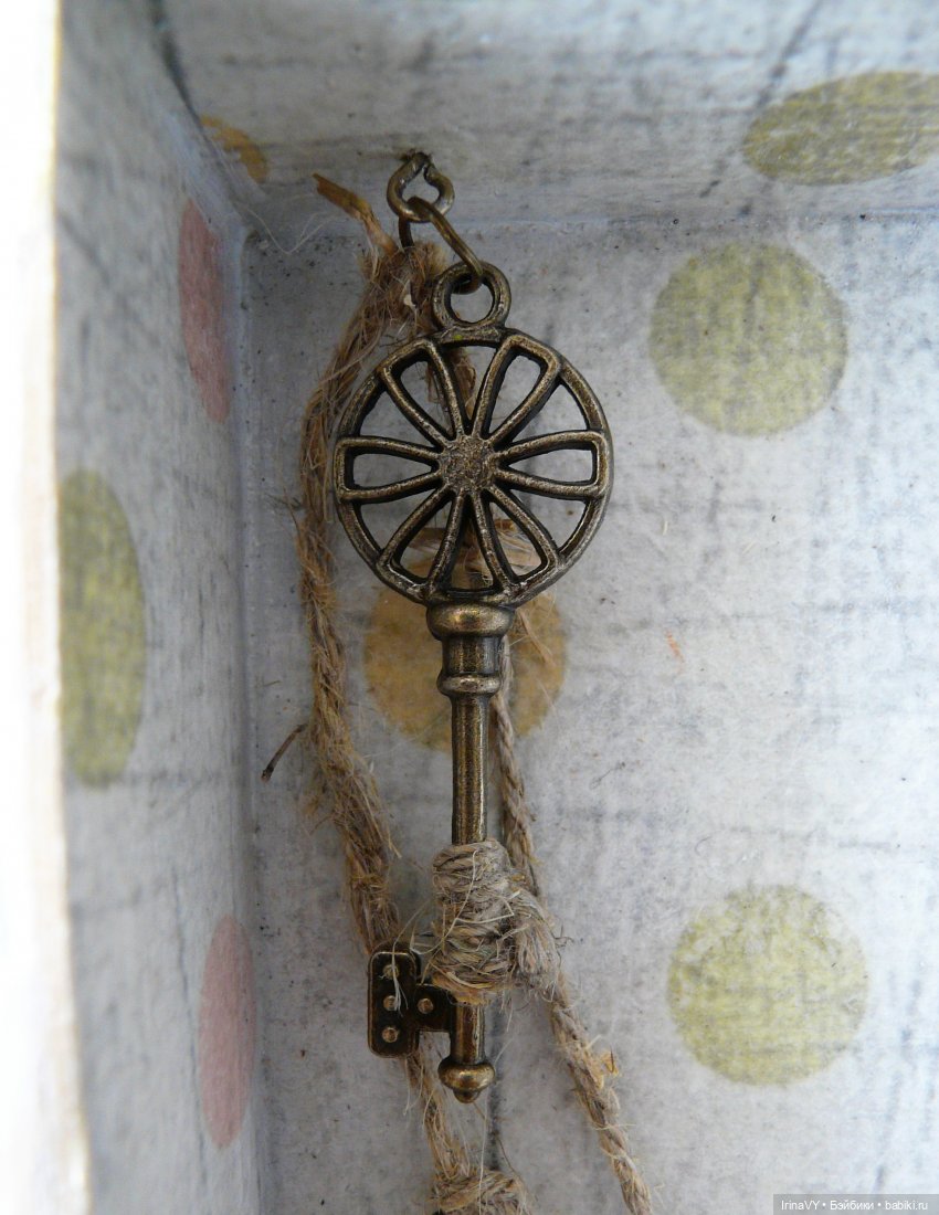 Витринка для мелочей в стиле шебби-шик | Бэйбики Витринка для мелочей в стиле шебби-шик