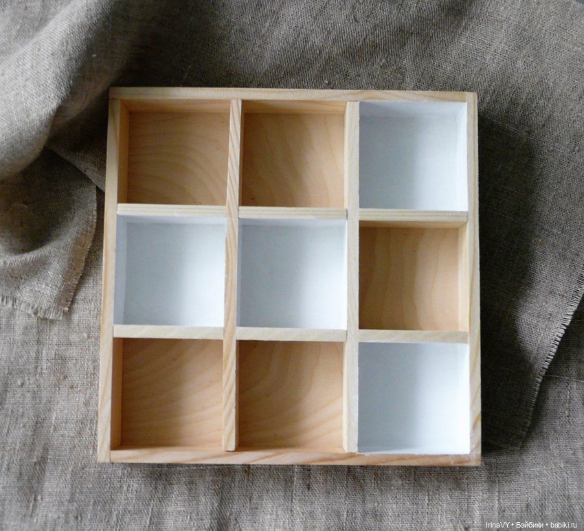 Витринка для игрушек "Физалис" в винтажном стиле (фото 4)