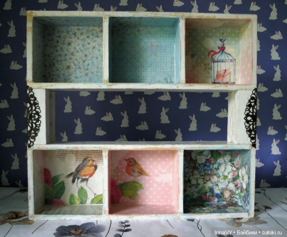 Двухъярусная полочка-витринка в стиле шебби "Ласковое лето"