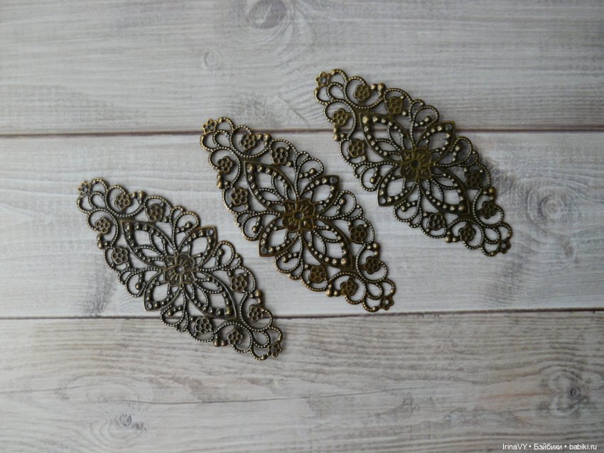 Двухъярусная полочка-витринка в стиле шебби "Ласковое лето"