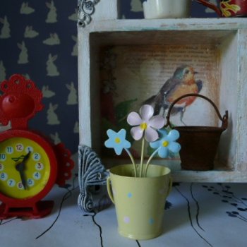 Двухъярусная полочка-витринка в стиле шебби "Ласковое лето"