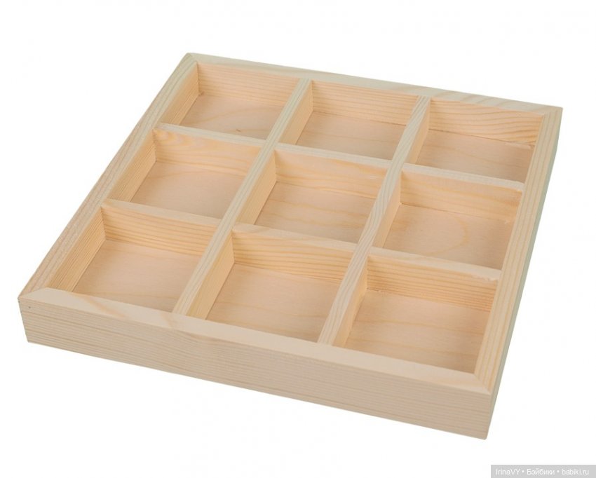 Витринка для игрушек "Мудрый ворон, ловкий кот"