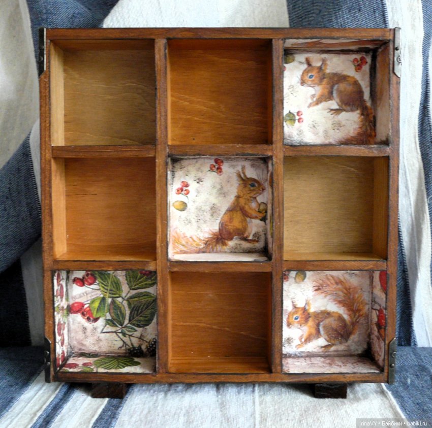Витринка для игрушек "Белки" (фото 6)