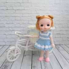 Еще одна малявка