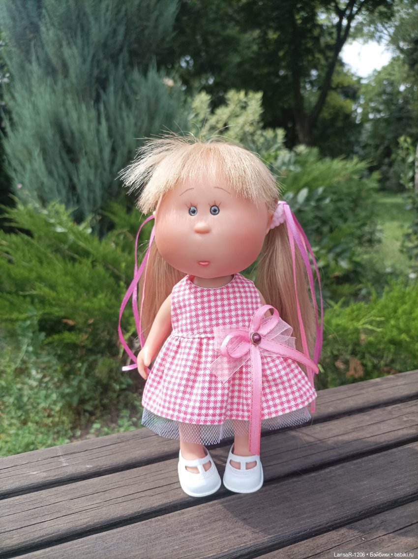 Дуняша на прогулке — Куклы Nines d'Onil (Нинес): Миа (Mia) (фото 2)