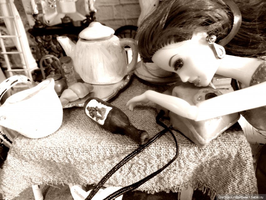 В ДОМЕ сезон 2 Крот 1 серия