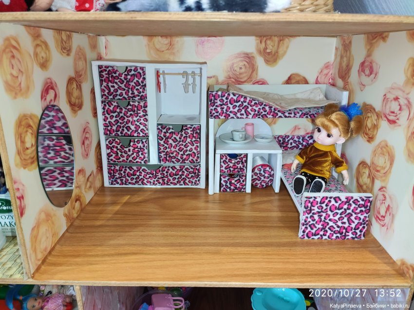 Комната для малышек — Мебель для кукол и домиков: фото