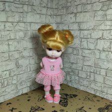 Соня - она такая