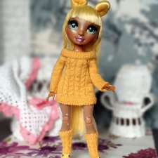 Вязаный аутфит для Сани