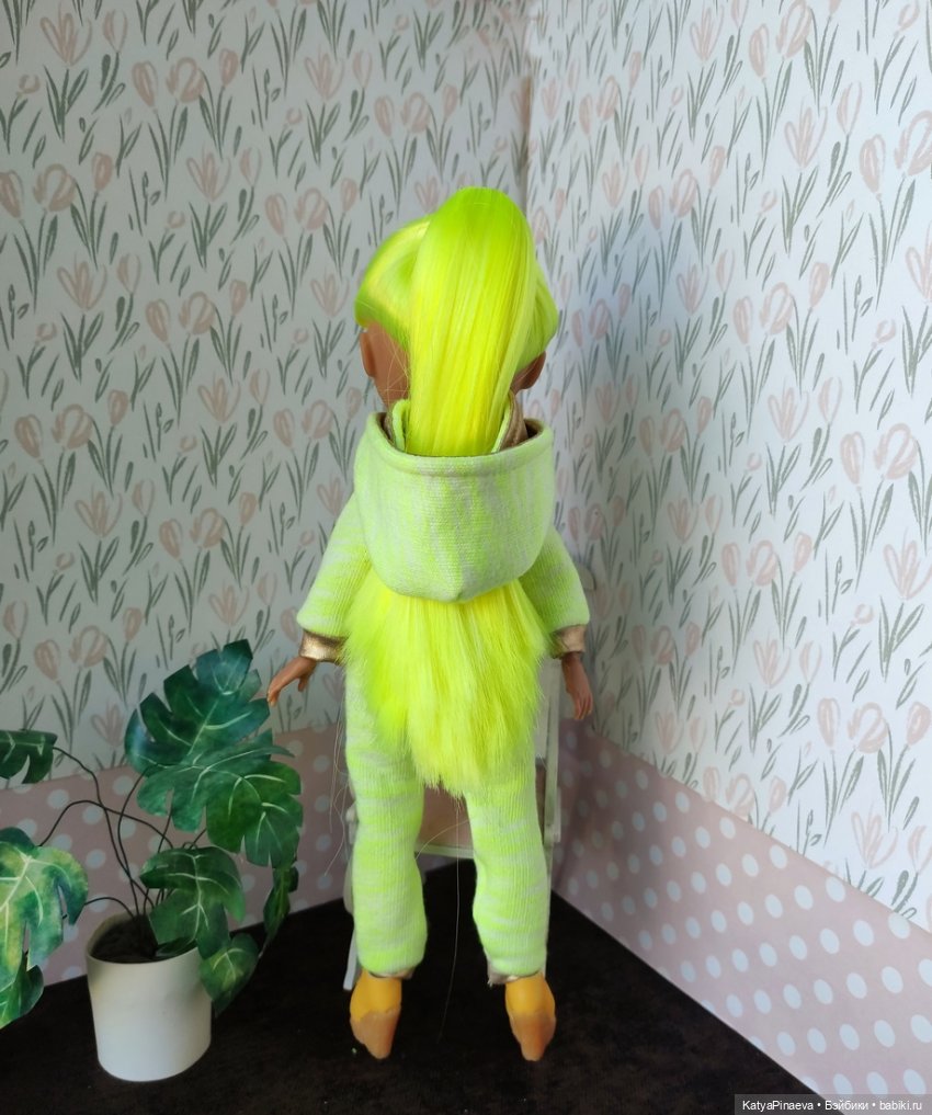 Необычный образ для необычной девочки (фото 3)