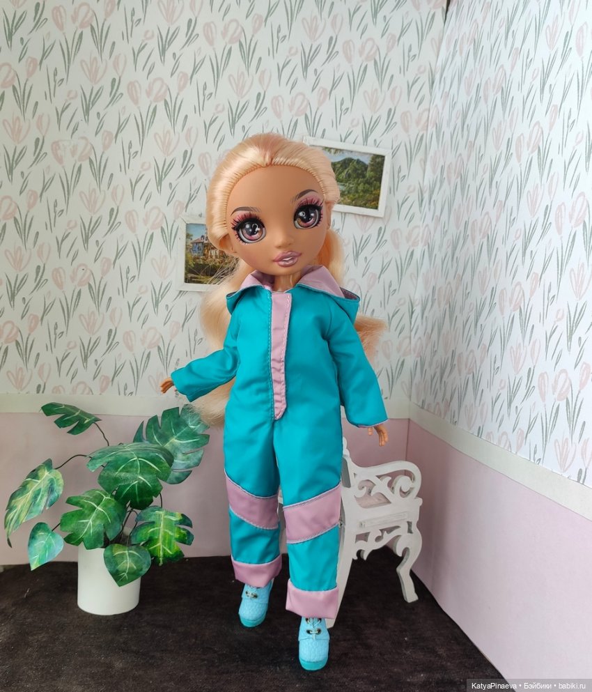 Зимний комбинезон для РХ — Куклы Rainbow High (Рейнбоу Хай