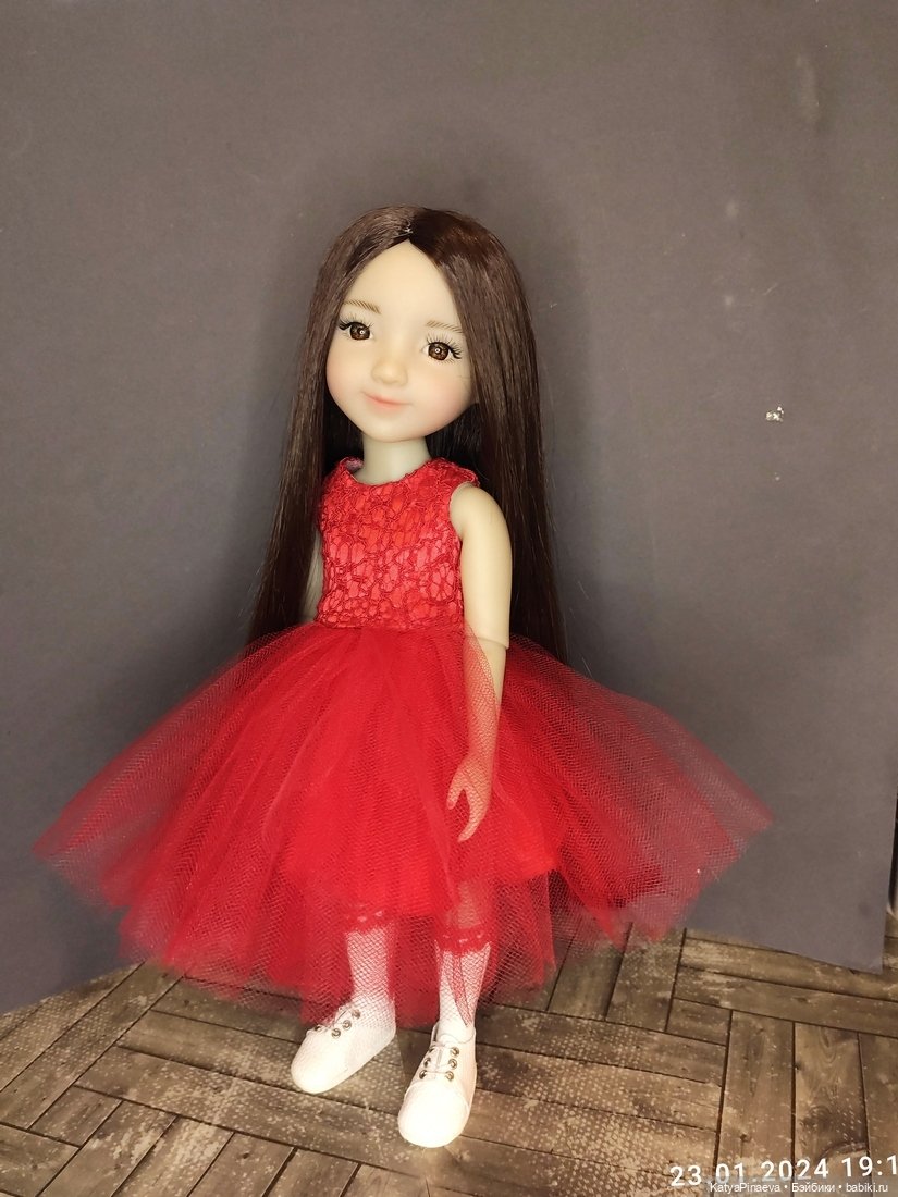 Новый парик для Лайлы — Куклы Ruby Red (Руби Ред) Fashion Friends: Siblies (фото 3)