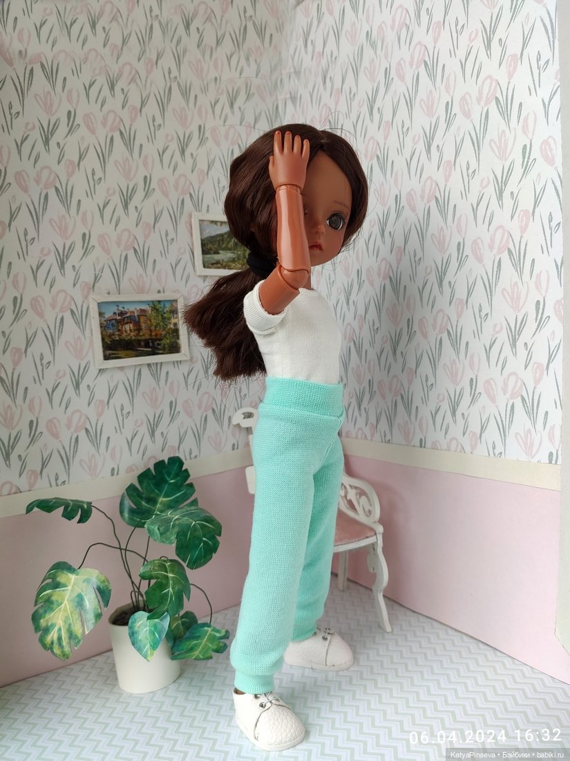 Костюмчики для больших шарнирных девочек