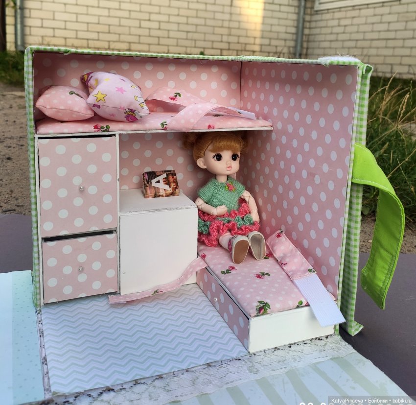 Дом переноска для кукол — Румбоксы и кукольные интерьеры: фото (фото 9)