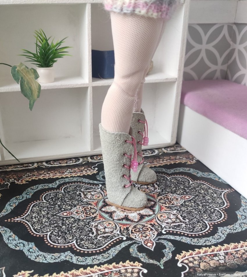 Обновки для девочек — Куклы Barbie (Барби): Looks (фото 3)