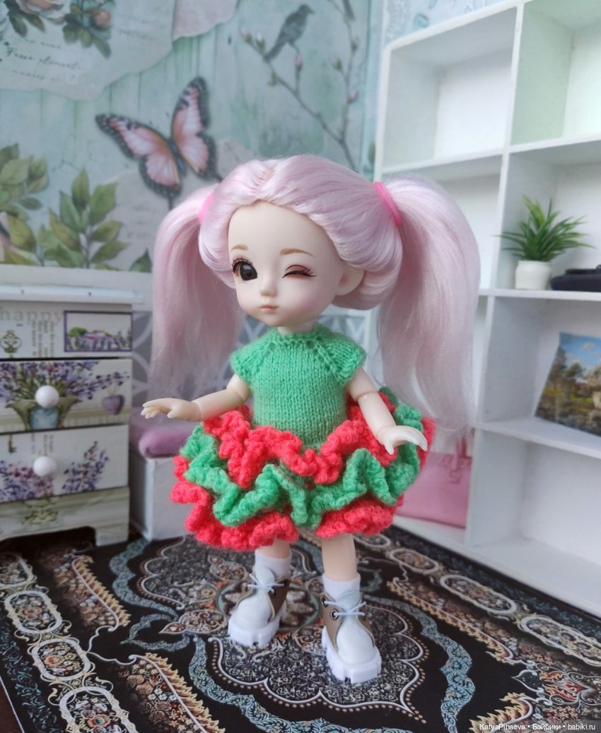 Паричок из пряжи для малышки (фото 8)