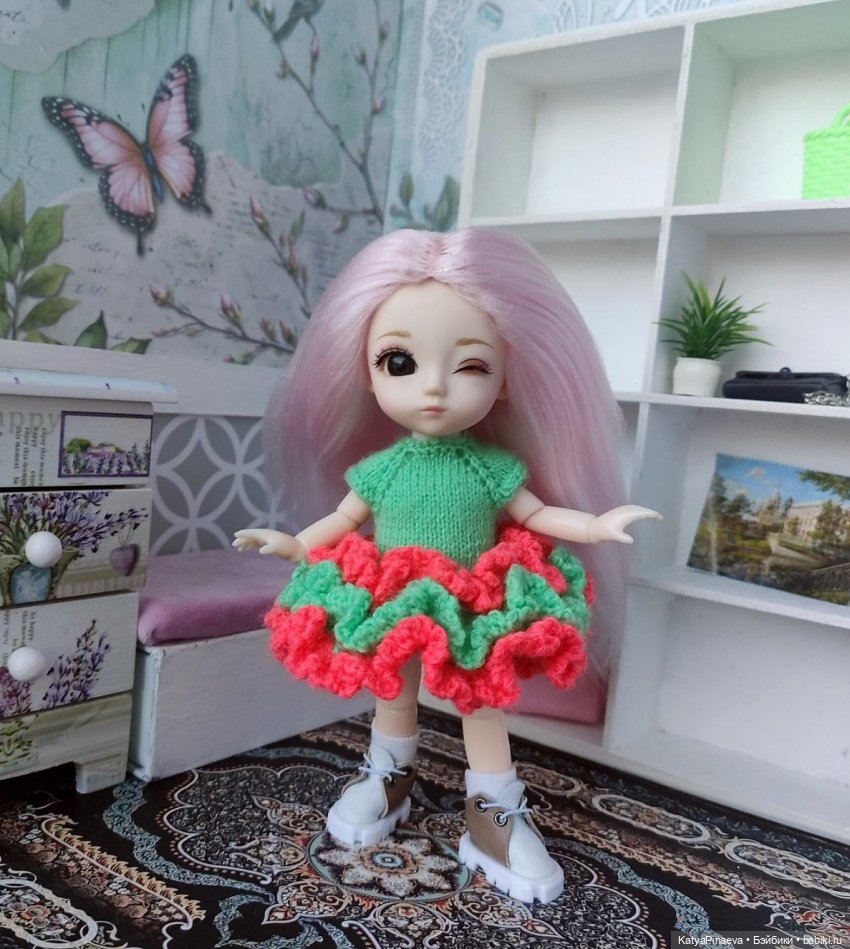 Паричок из пряжи для малышки (фото 4)