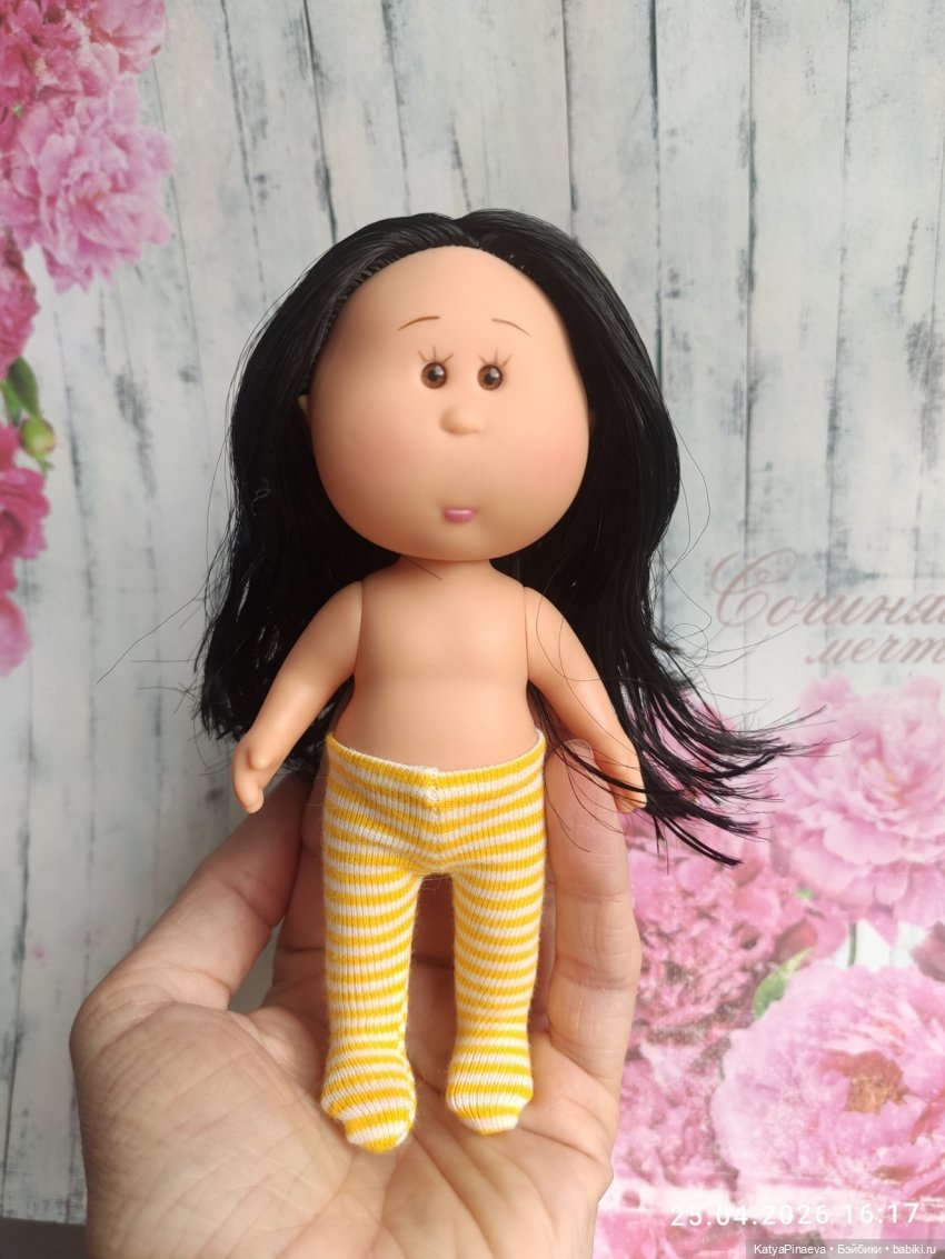 Мой микробушек — Куклы Nines d'Onil (Нинес): Миа (Mia) (фото 2)
