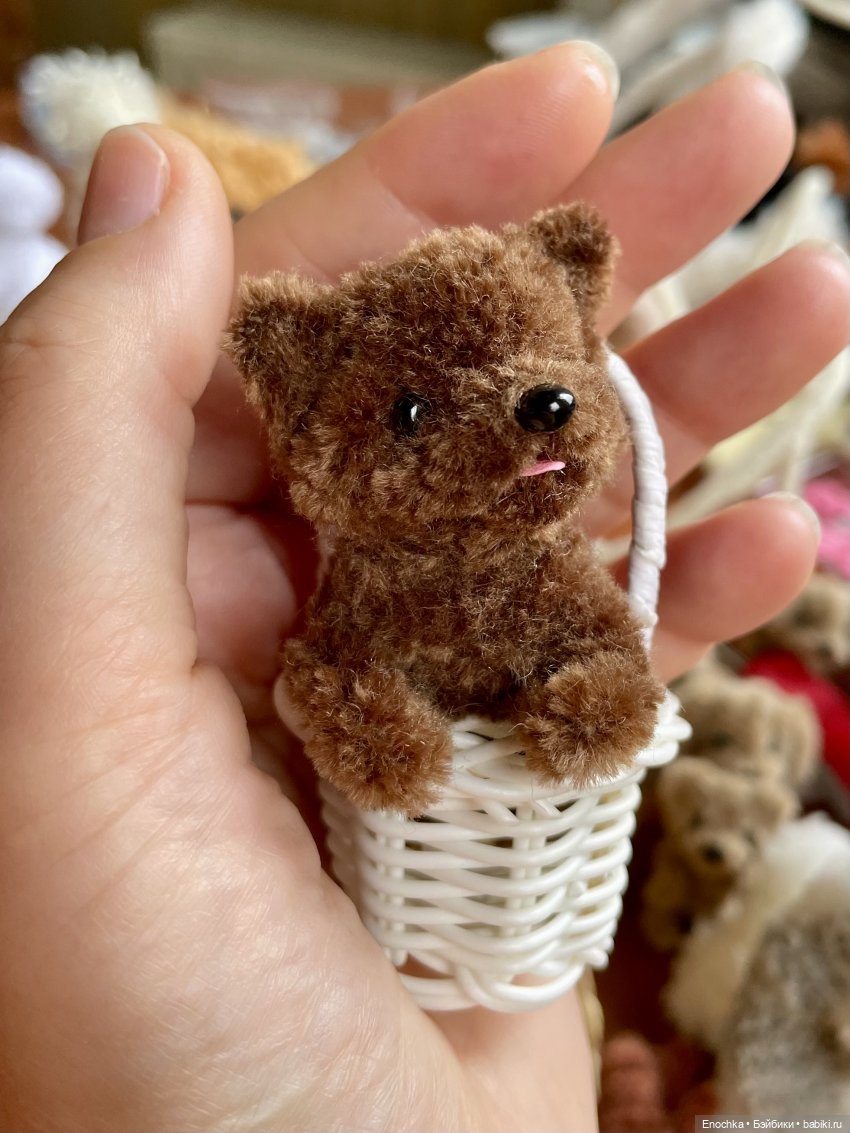 Медвежонок из синельной проволоки