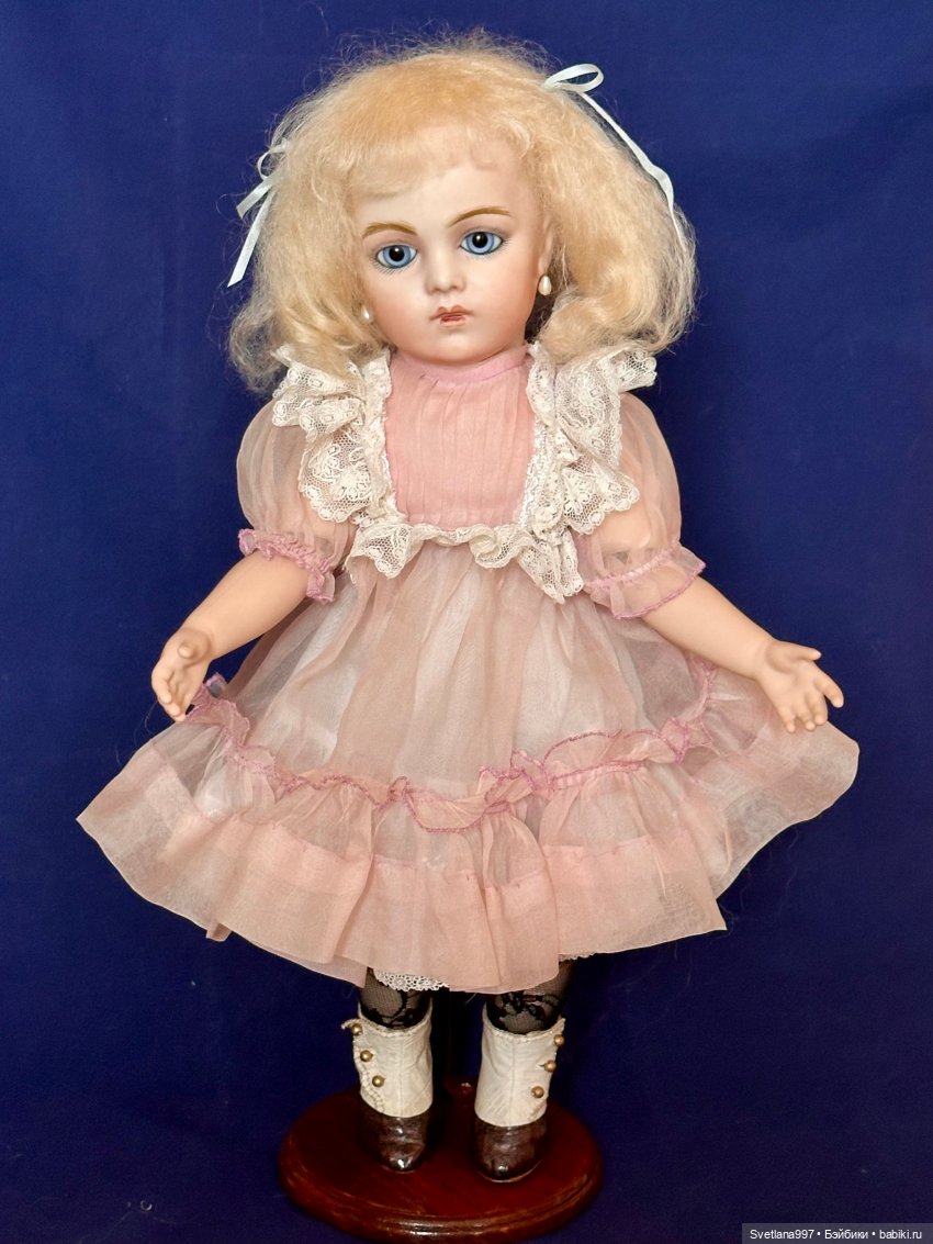 Ботиночки для чудесной девочки репро Брю от Bill&Carole Parrish