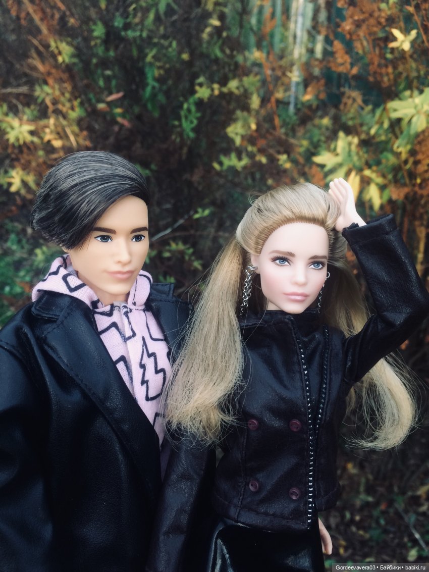 Вышли погулять — Куклы Barbie (Барби): Looks (фото 2)