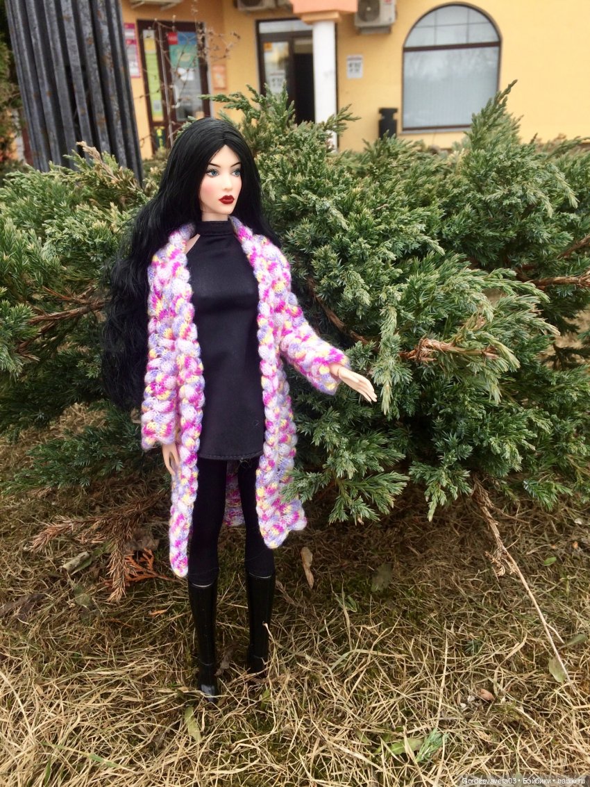 Дождь прогулке не помеха — Аналоги Барби и куклы 1/6: клоны 90 (фото 2)