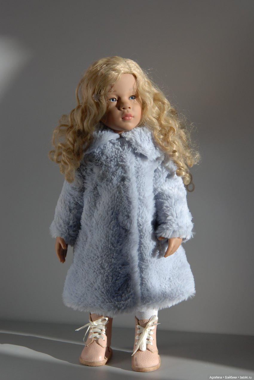 Выгуливаем шубки — Одежда и обувь для кукол своими руками: фото