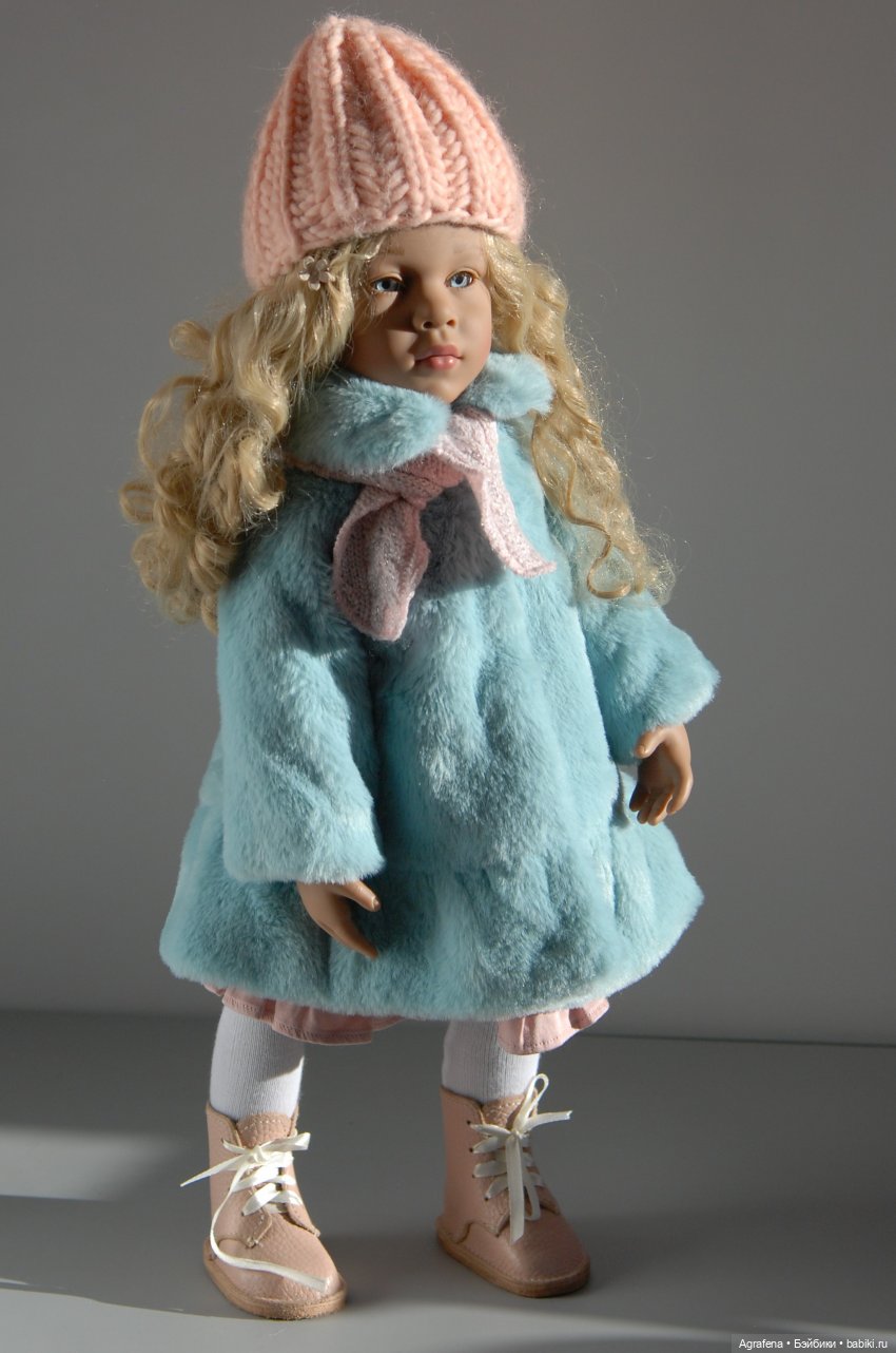 Выгуливаем шубки — Одежда и обувь для кукол своими руками: фото