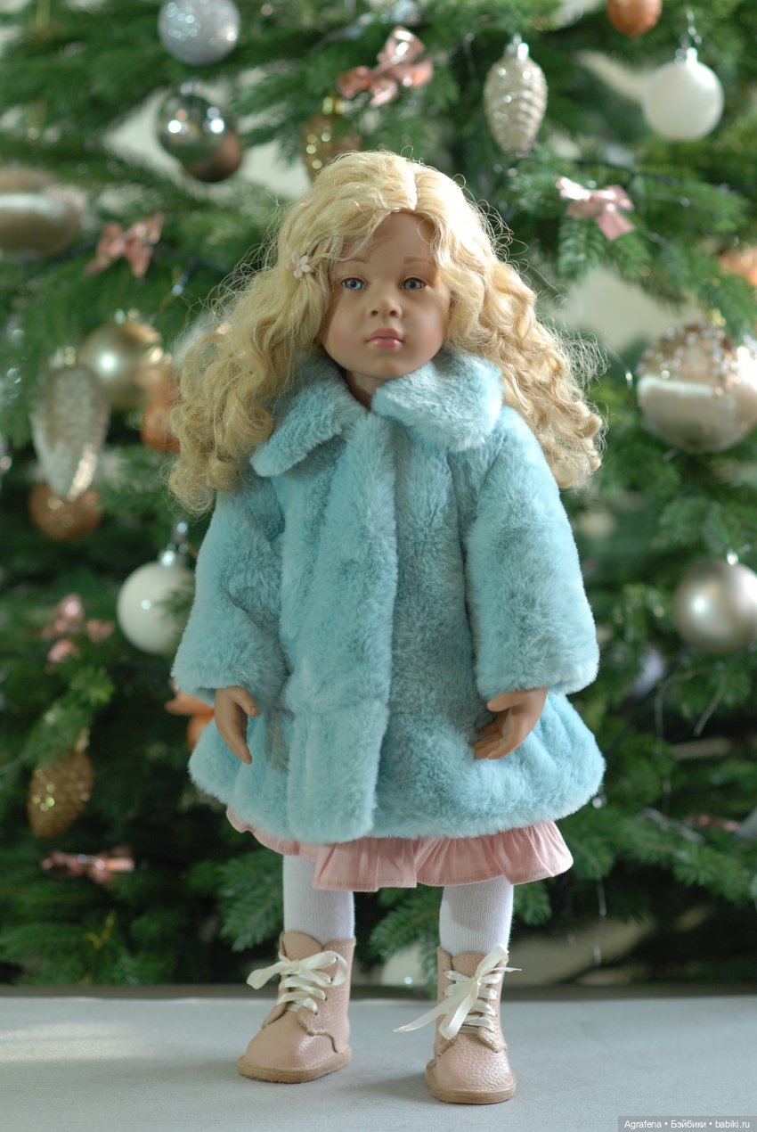 Выгуливаем шубки — Одежда и обувь для кукол своими руками: фото