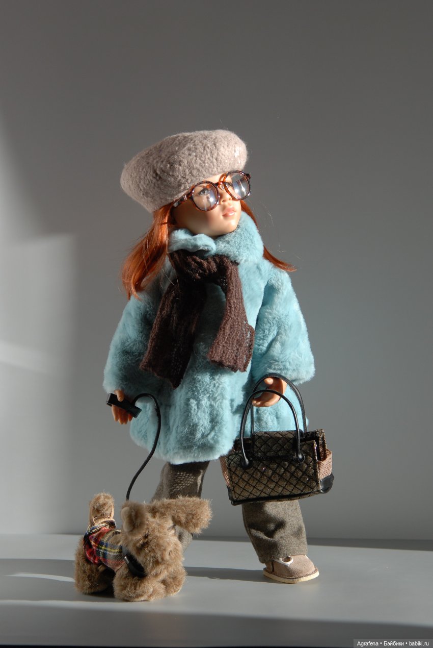 Выгуливаем шубки — Одежда и обувь для кукол своими руками: фото