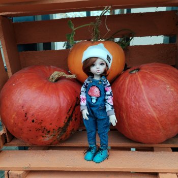 С праздничком что ли)